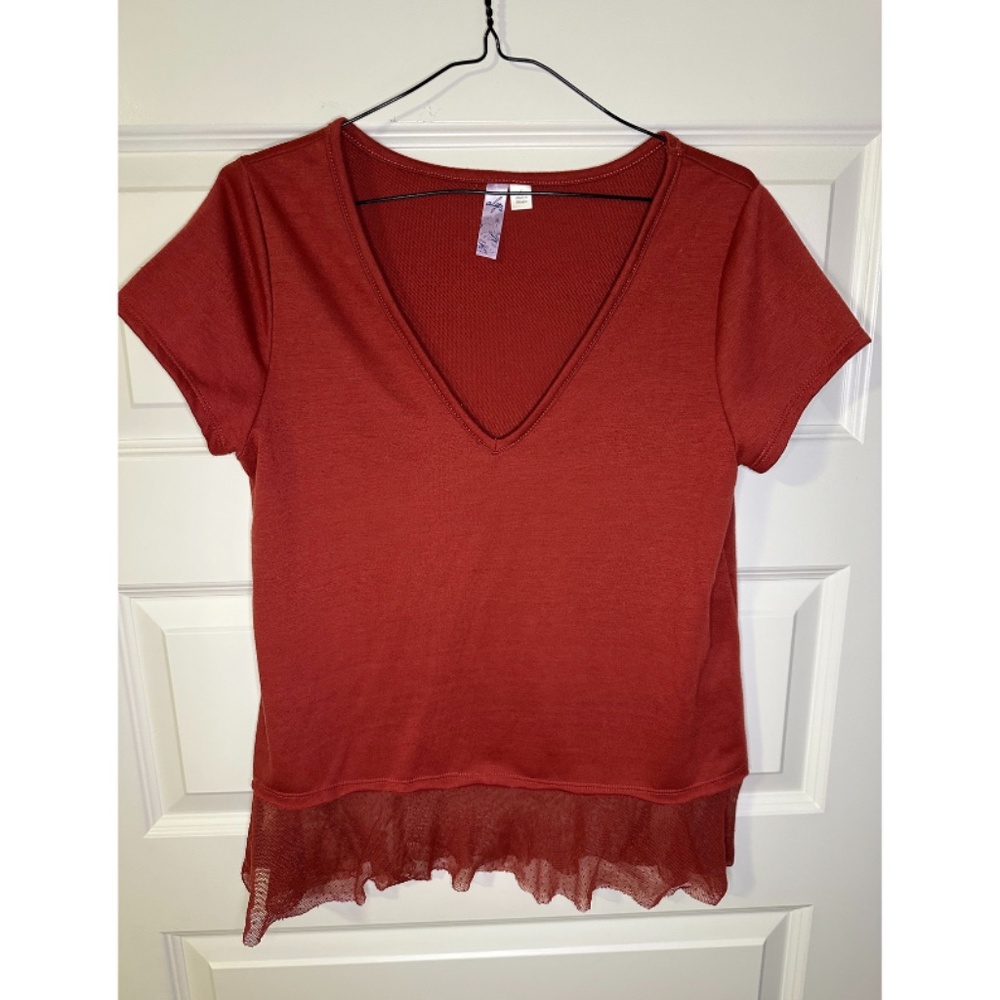 Francesca's Red Short Sleeve Top